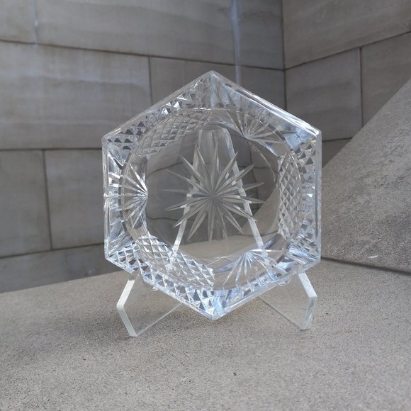 Galway Crystal Cut Hexagonal 3-Well Ashtray 7" - Picture 1 of 12